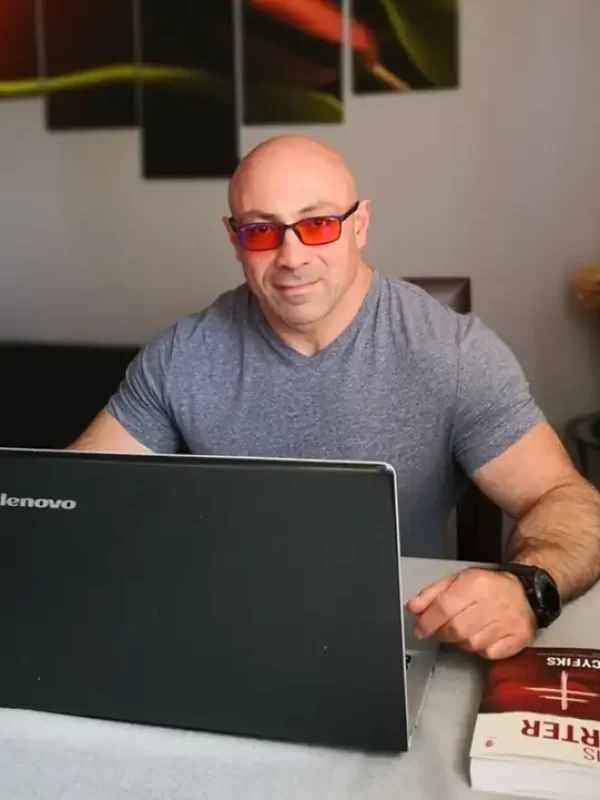 yazichyan Nasze okulary Owleye